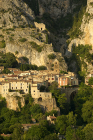 France, Moustiers