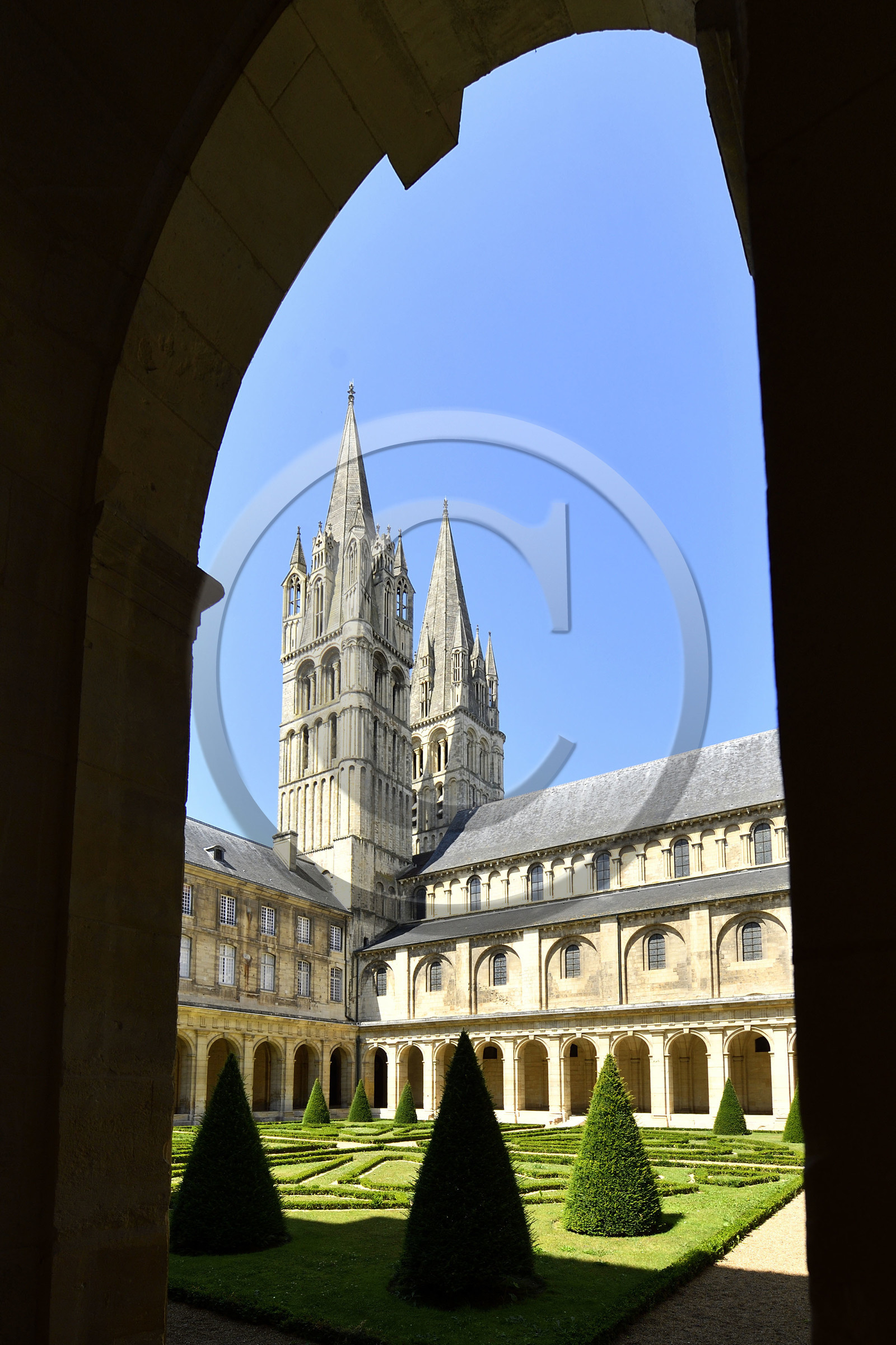 France, Caen