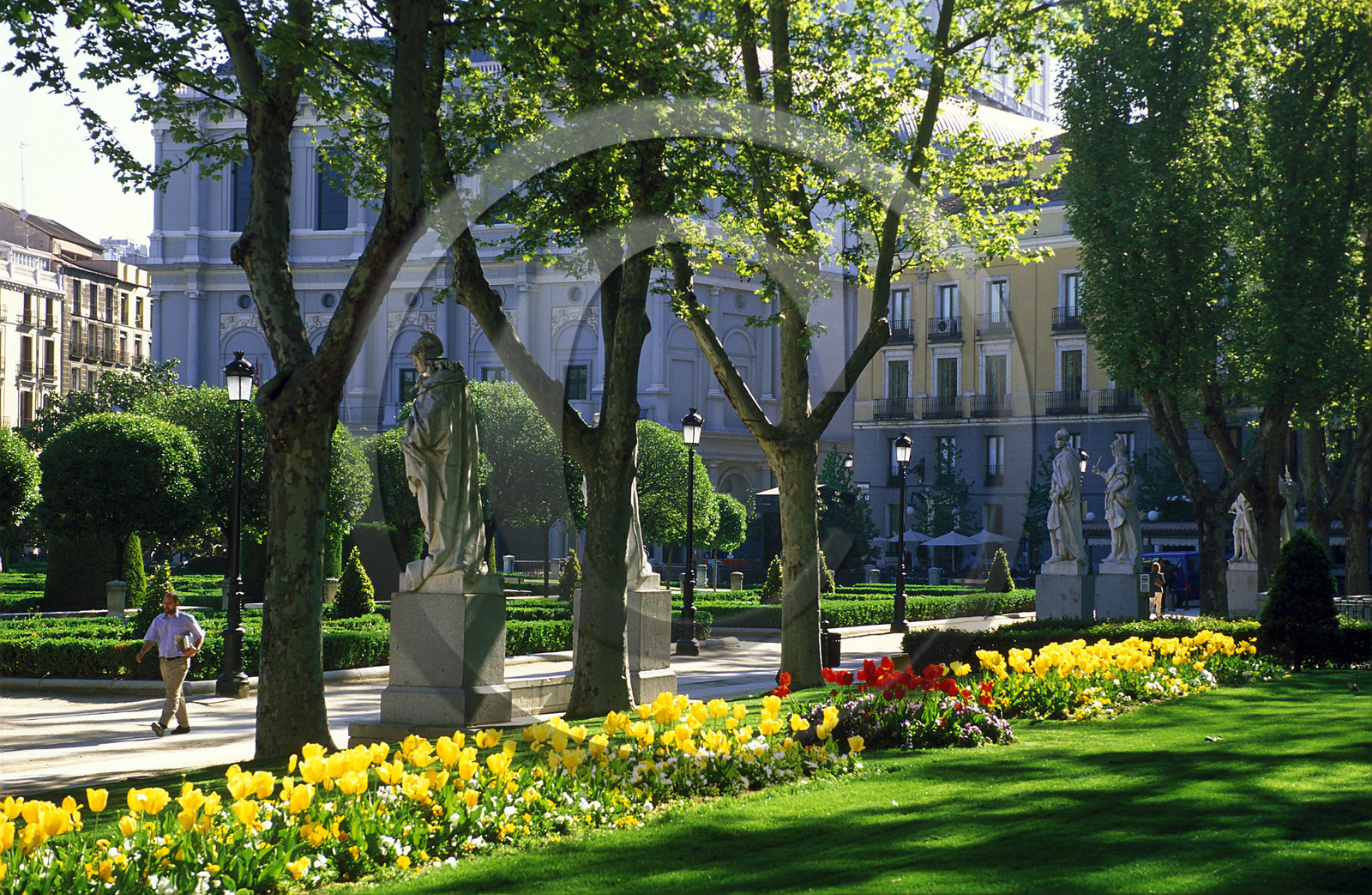 ESPAGNE   CASTILLE   MADRID..PLAZA DE ORIENTE + PALACIO REAL (PA
