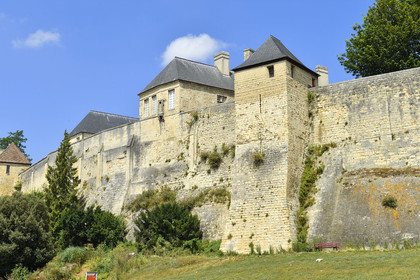 France, Caen