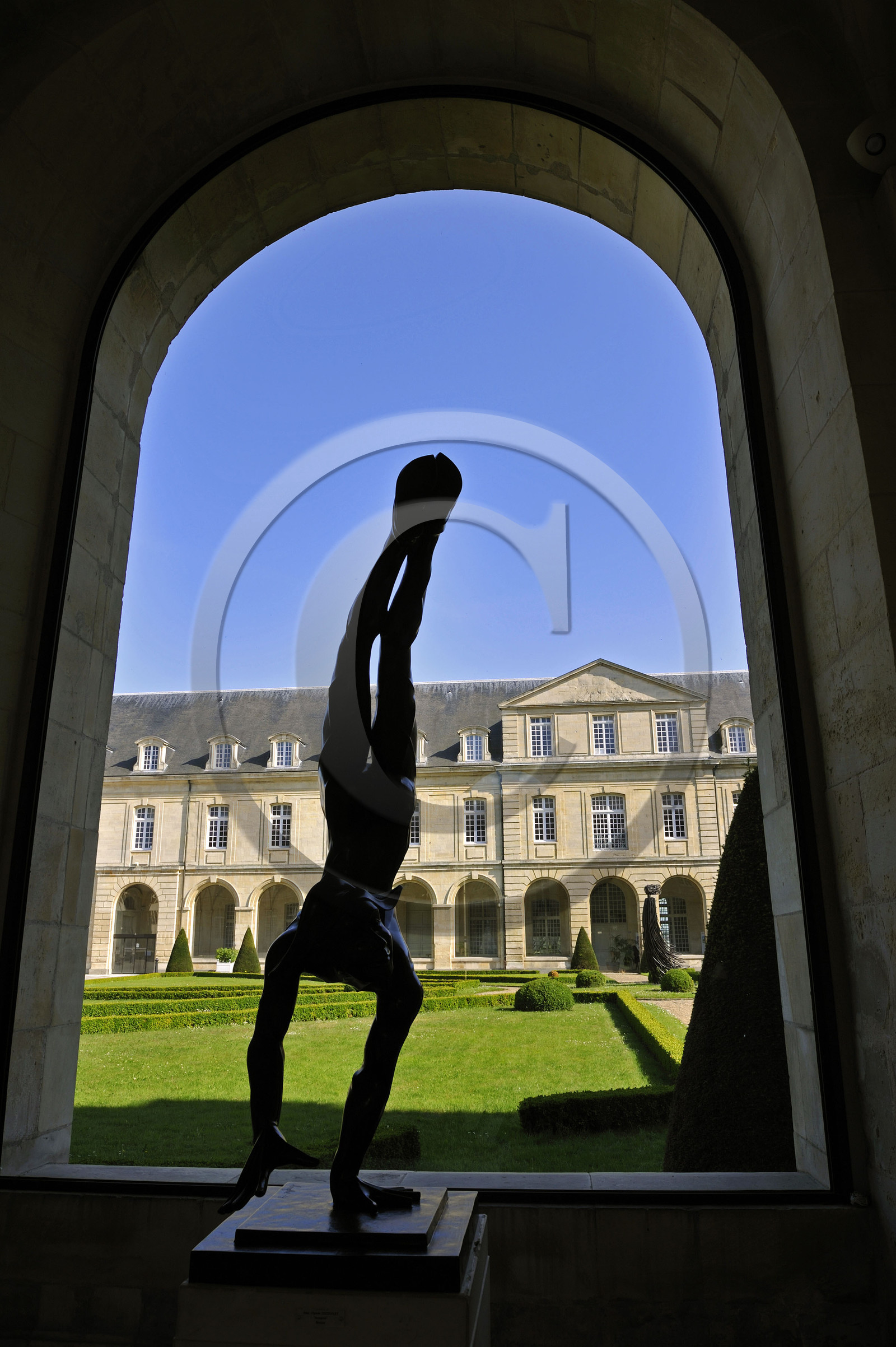 France, Caen