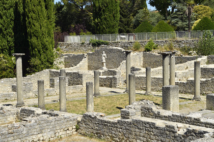 France, Vaison