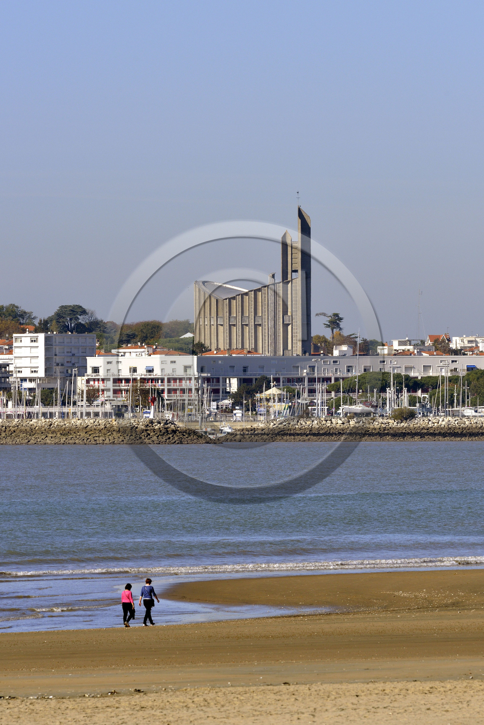 France charente maritime royan plage front mer