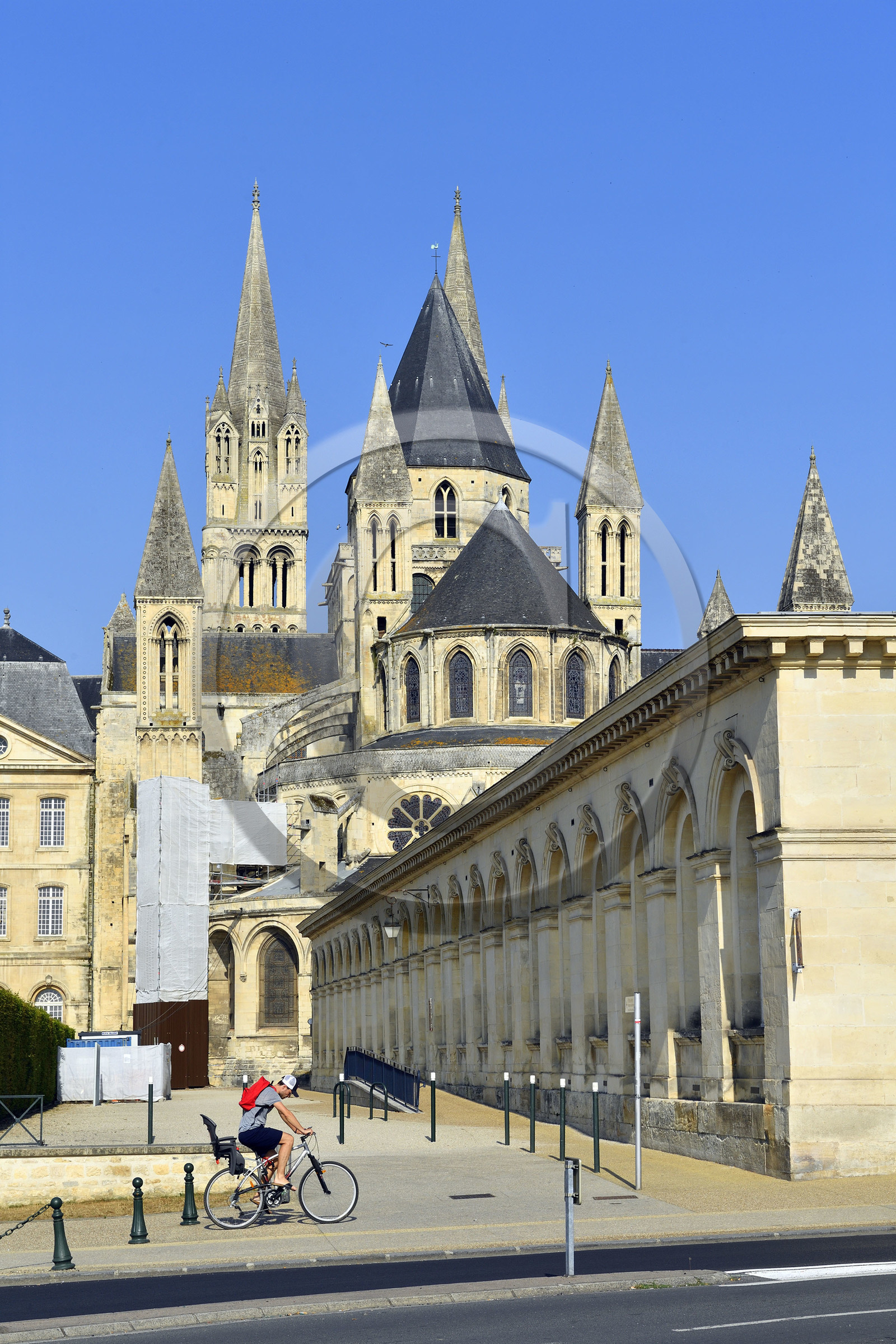France, Caen