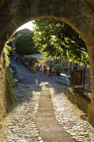 France, Vaison