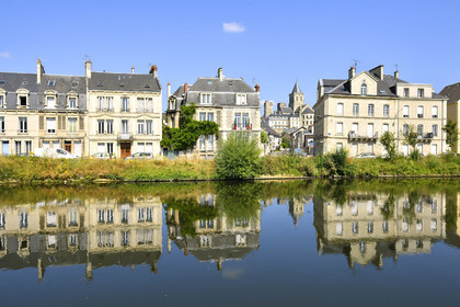France, Caen