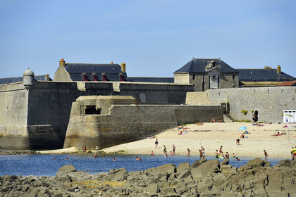 France, Port Louis