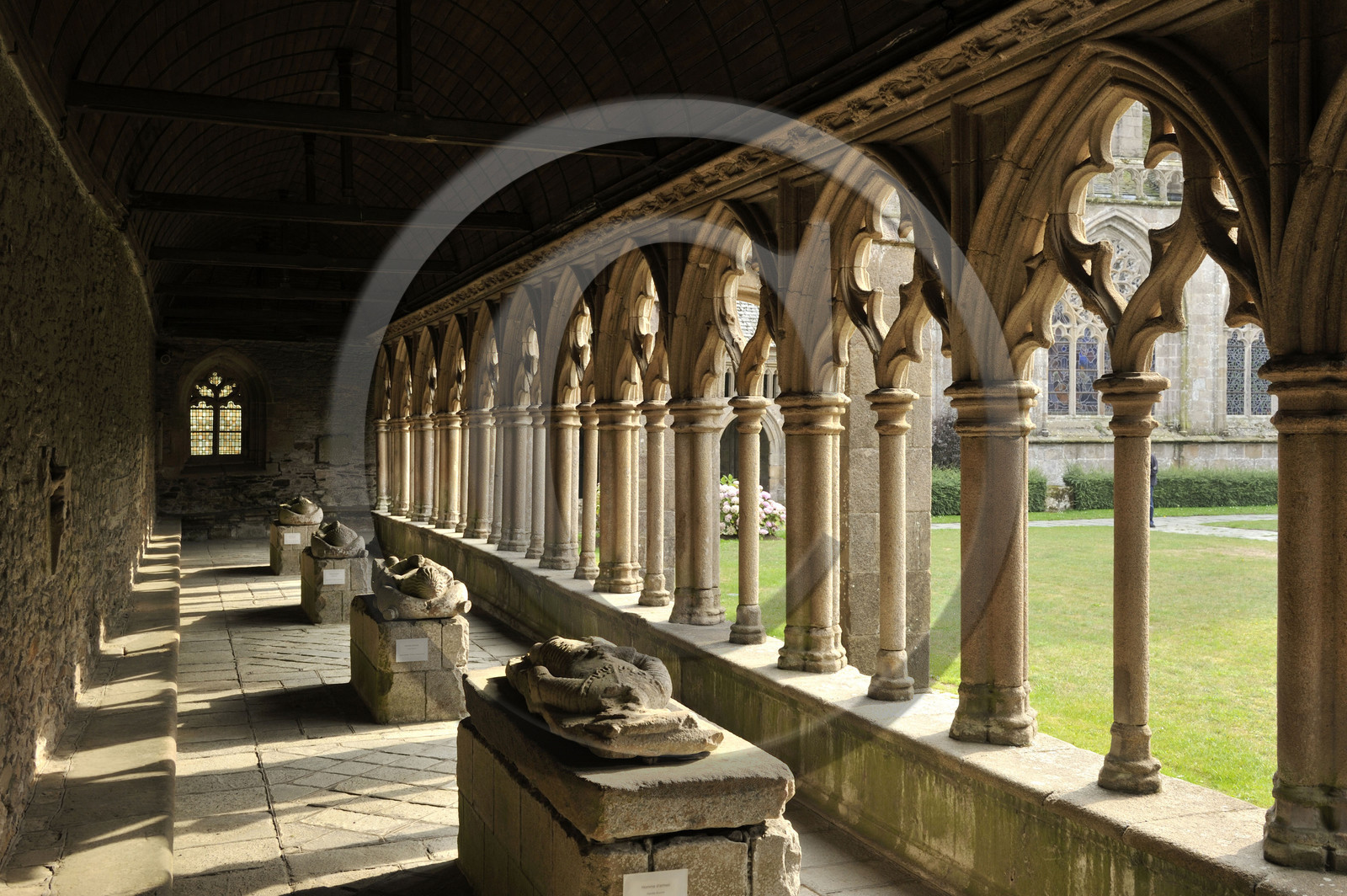 France, Treguier