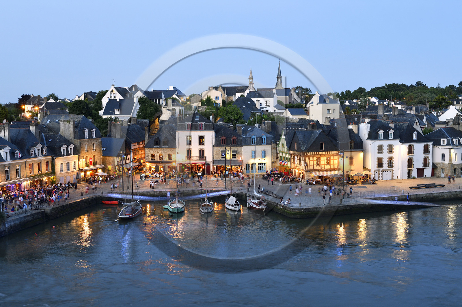 France, Auray