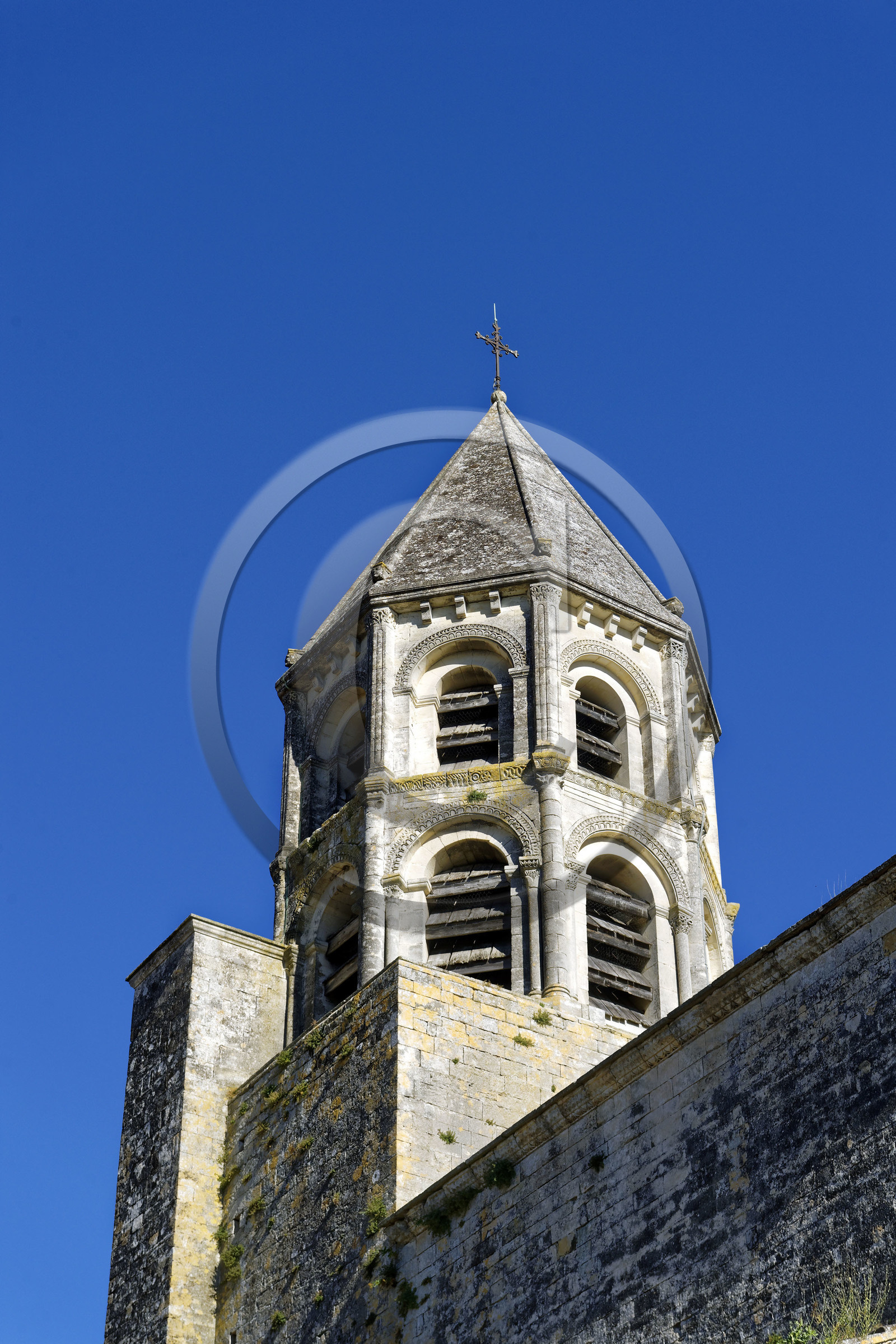 France, Garde Adhemar