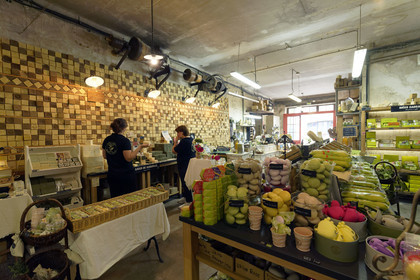 France, Salon de Provence