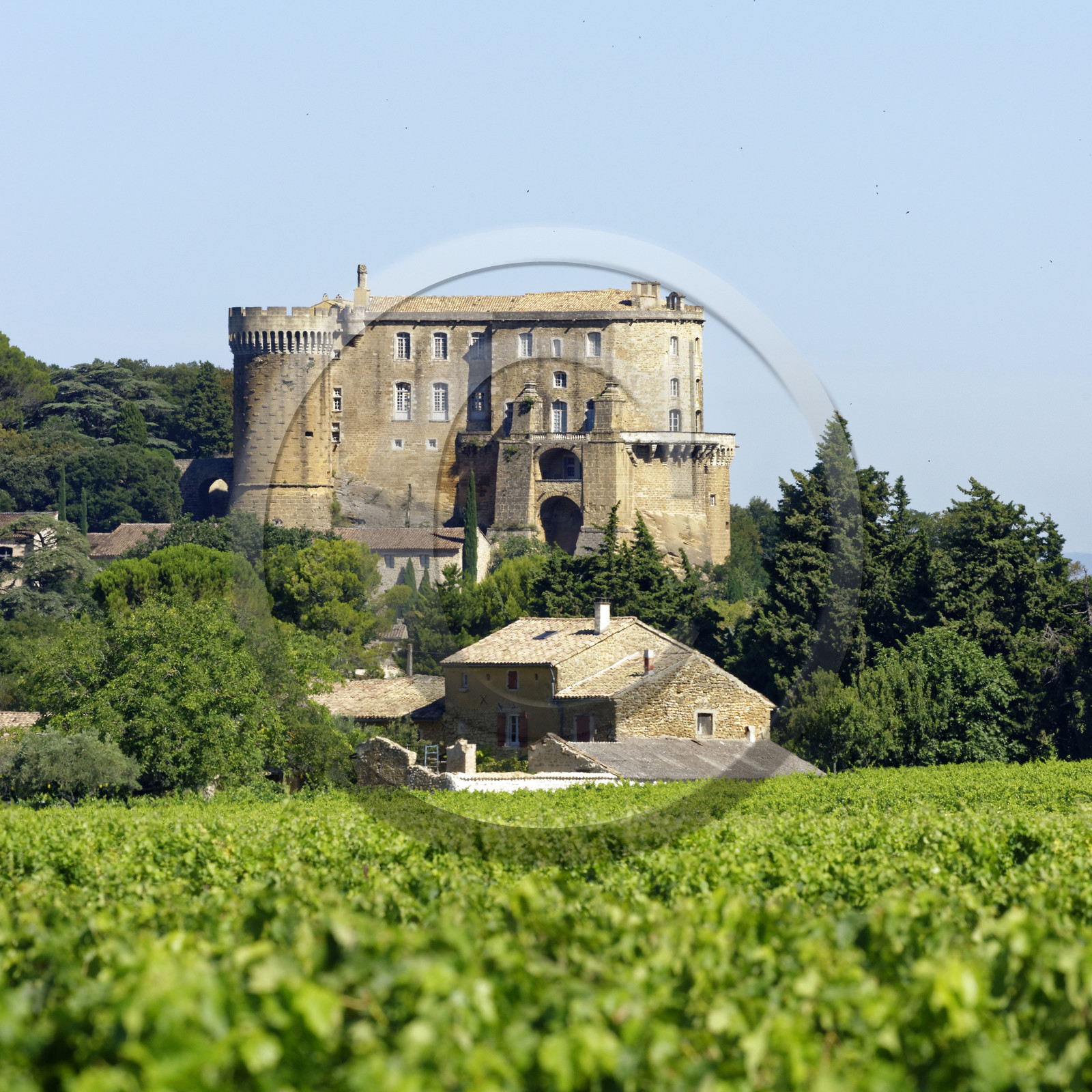 France, Suze la Rousse